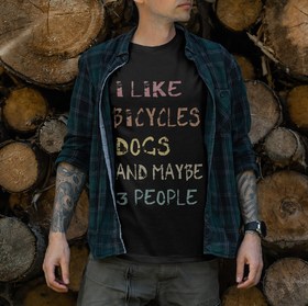 T-shirt I like bicycle, dogs and maybe 3 people